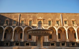 chiostro dei marmi